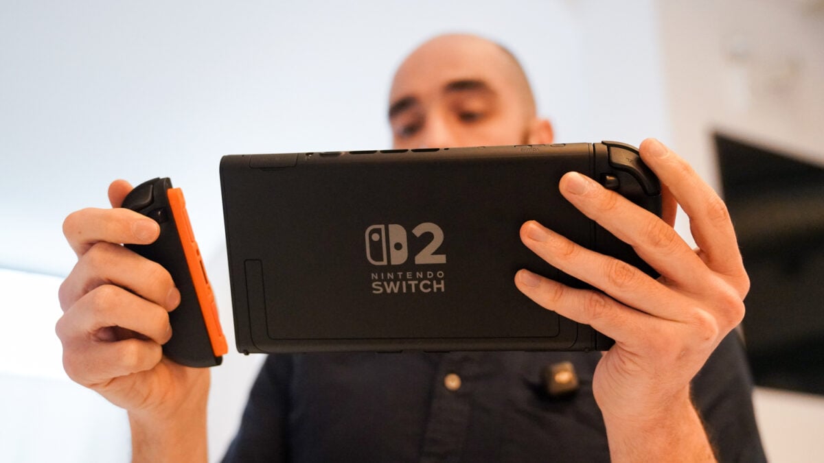 Nintendo's Virtual Game Cards: A DRM Dilemma for Switch 2