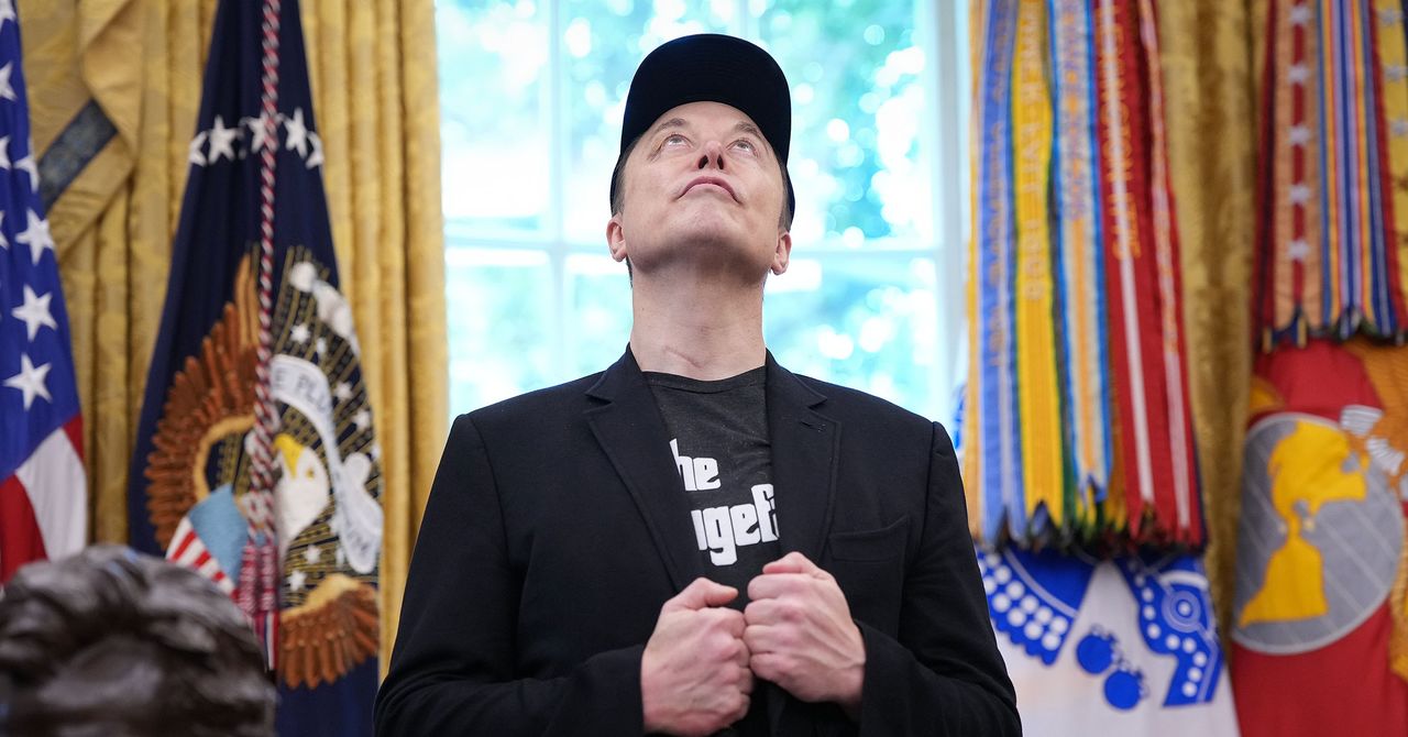 MAGA World Cautiously Turning on Elon Musk: A Heated Rift with Trump